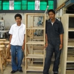 yoel-and-yeovanny-showing-off-project